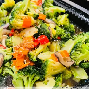 Broccoli with Braised Mushroom