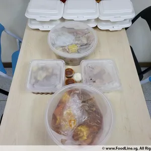 Deep-Fried Stuffed Dough with Cuttlefish Paste (Size: Small)