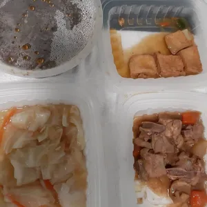Lunch/Dinner Tingkat (5 Days, 3 Dishes + Soup OR 4 Dishes)