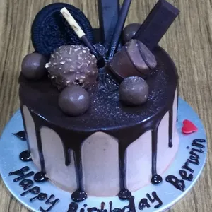 Petite Chocolate Etoile (Qty of Big Candles: 1) (Qty of Small Candles: 3)
