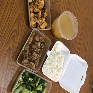 Jessie Catering Tingkat Meal - 3 dishes + 1 soup/ 4 dishes (10 days) - Promotion!