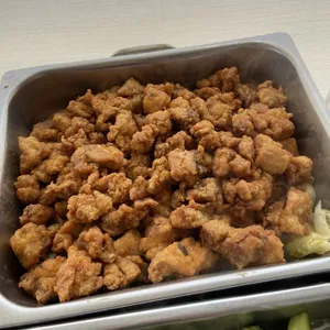 Chicken w Creamy Salted Egg Yolk咸蛋奶皇鸡