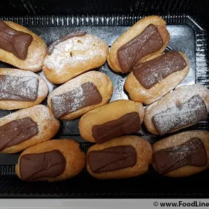 Mini Chocolate Éclair