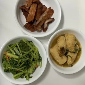 Lunch/Dinner Tingkat (5 Days, 3 Dishes + Soup OR 4 Dishes)