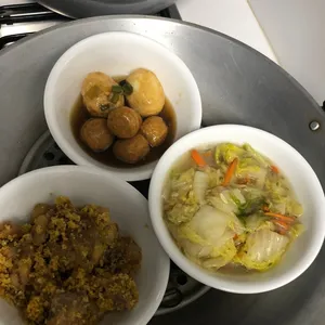 Lunch/Dinner Tingkat (5 Days, 3 Dishes + Soup OR 4 Dishes)