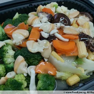 Four Season Vegetable w Clam