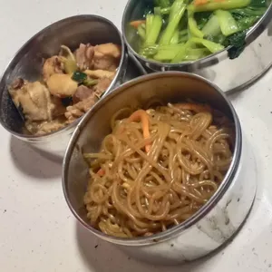 Dinner Tingkat (20 Days, 3 Dishes + Soup OR 4 Dishes)