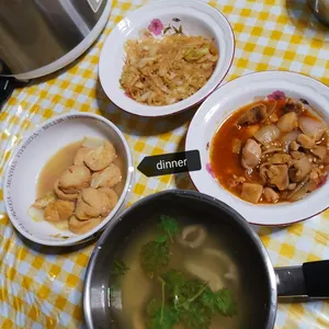 Dinner Tingkat (20 Days, 3 Dishes + Soup OR 4 Dishes)