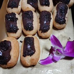 Mini Chocolate Éclair			迷你巧克力卜