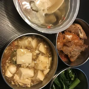 Dinner Tingkat (20 Days, 3 Dishes + Soup OR 4 Dishes)