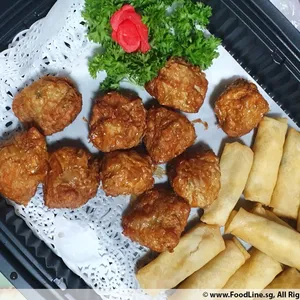 Spring Roll & Fried Ngoh Hiang春卷/炸五香