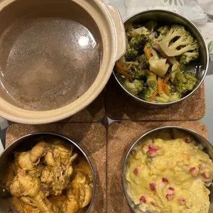 Dinner Tingkat (20 Days, 3 Dishes + Soup OR 4 Dishes)