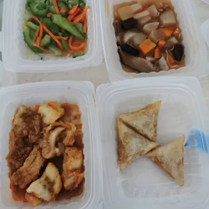 Lunch Tingkat (20 Day, 3 Dishes + Soup OR 4 Dishes)