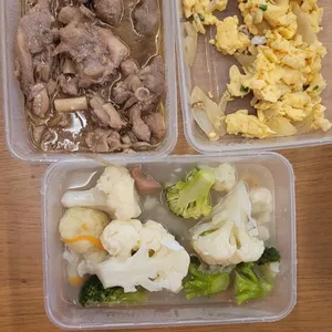 Jessie Catering Tingkat Meal - 3 dishes + 1 soup/ 4 dishes (5 days)