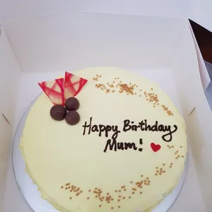 Premium durian cake (Size: 8") (Qty of Big Candles: 1) (Qty of Small Candles: 7)