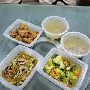 Lunch Tingkat (20 Day, 3 Dishes + Soup OR 4 Dishes)