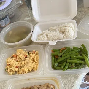 Lunch/Dinner Tingkat (5 Days, 3 Dishes + Soup OR 4 Dishes)