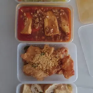 Jessie Catering Tingkat Meal - 3 dishes + 1 soup/ 4 dishes (10 days) - Promotion!