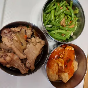 Dinner Tingkat (20 Days, 3 Dishes + Soup OR 4 Dishes)