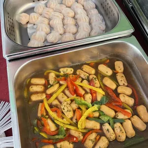 Steamed Mini Har Kao with Sweet Sauce