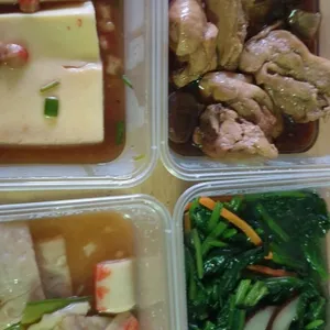 Traditional Tingkat Series - 8 Days TRIAL promo (3 Dishes 1 Soup / 4 Dishes ) *FIRST TIME* only