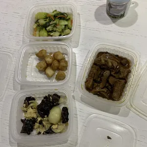Dinner Tingkat (20 Days, 3 Dishes + Soup OR 4 Dishes)