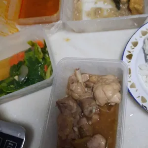 Traditional Tingkat Series - Lunch/Dinner Tingkat (20 Days, 3 Dishes + 1 Soup OR 4 Dishes)