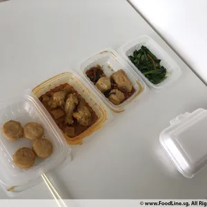 Lunch Tingkat (20 Day, 3 Dishes + Soup OR 4 Dishes)
