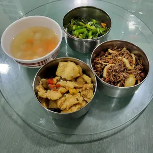 Dinner Tingkat (20 Days, 3 Dishes + Soup OR 4 Dishes)