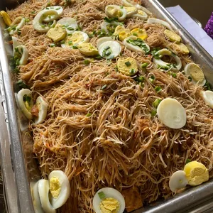 Kampong wok fried mee siam 家乡炒米暹