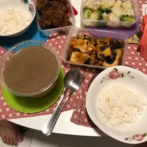 Jessie Catering Tingkat Meal - 3 dishes + 1 soup/ 4 dishes (10 days)