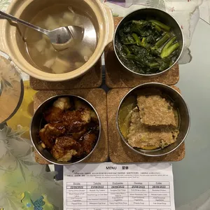 Dinner Tingkat (20 Days, 3 Dishes + Soup OR 4 Dishes)
