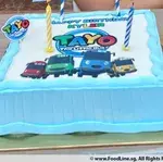 Little Bus Birthday (Size: 9 inch) (Flavours: Mixed fruit) (Big candles: 2) (Small candles: None) (Message on Complimentary Gift Card: Yes (do write the message in the ordering form, under comments box)) (Message on Cake (Short & Sweet): Yes (do write the message in the ordering form, under comments box))