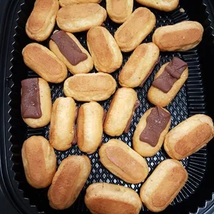 Mini Chocolate Éclair
