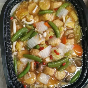 Braised Egg Beancurd and Vegetables in Silky Egg Gravy