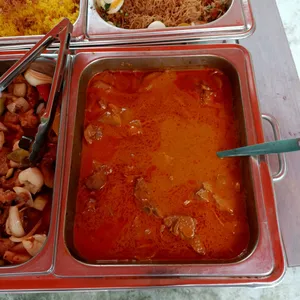 Kampong wok fried mee siam 家乡炒米暹