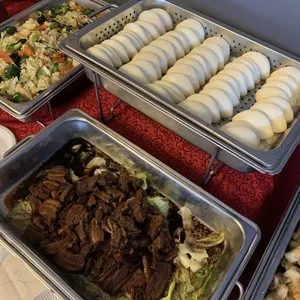 Yeh’s homemade bun with stewed meat 夜招牌扣肉包