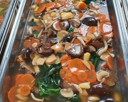 Chinese spinach in mushrooms relish 鲜菇菠菜 (New!) | Customer Photo | Yeh Lai Siang Catering Service