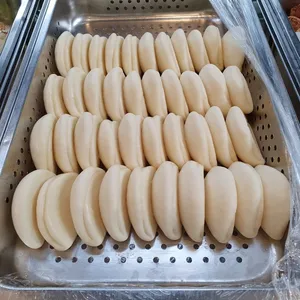 Yeh’s homemade bun with stewed meat 夜招牌扣肉包