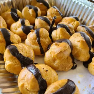 Mini Chocolate E’clair