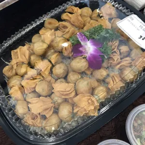 Golden Seafood Pocket with Oriental Dip