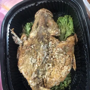 Deep-Fried Red Snapper with Sweet & Sour Sauce 糖醋红曹鱼