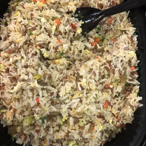 Stir-Fried Two Types of Rice 渔子鸳鸯炒饭