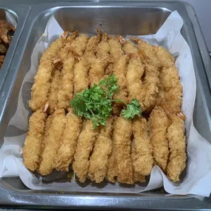 Golden tempura in mayo dips 日式虾，白奶酱