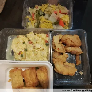 5 Days Lunch Tingkat Package (Weekdays Only)