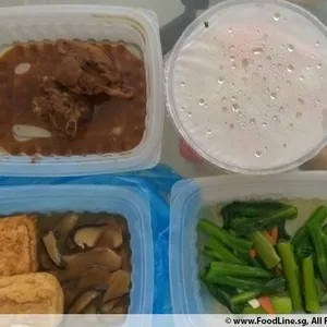 Lunch Tingkat (20 Day, 3 Dishes + Soup OR 4 Dishes)