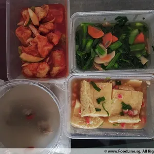 Traditional Tingkat Series - Lunch/Dinner Tingkat (20 Days, 3 Dishes + 1 Soup OR 4 Dishes)