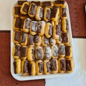 Mini Éclair										迷你巧克力长条泡芙
