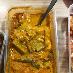 Tingkat - 3 Dishes + 1 soup/ 4 Dishes  (20 days)(Lunch)