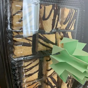 Mini Chocolate Éclair